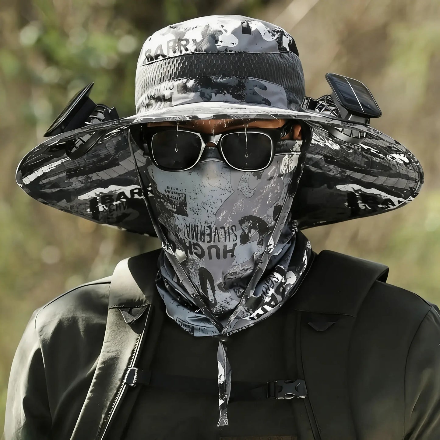 Solar Fan Hat for Men & Women, UPF 50+ Wide Brim Sun Protection Fishing Hat with Built-In Cooling Fan, Dual Power Supply (Solar & USB Rechargeable), Waterproof Outdoor Safari Cap, Breathable Mesh Cooling Gear for Golf, Hiking, Gardening, Camping & Sports